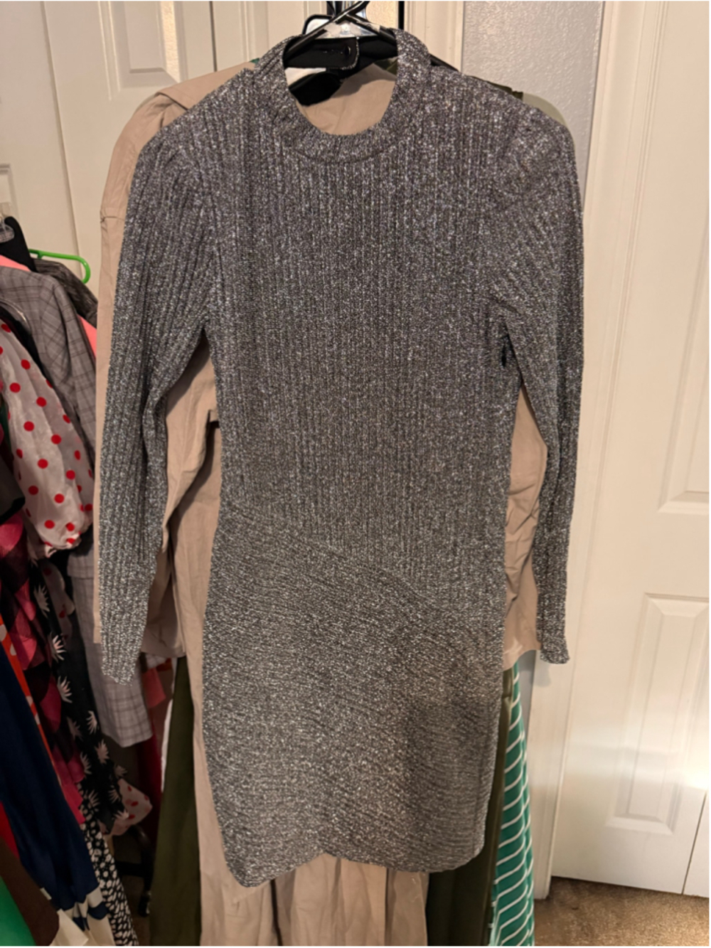 Women's Reiss Metallic Silver Mini Bodycon Dress Size 2 - Picture 3 of 6